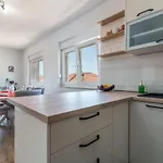 Apartment Mileni *