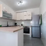 Mileni Apartment *
