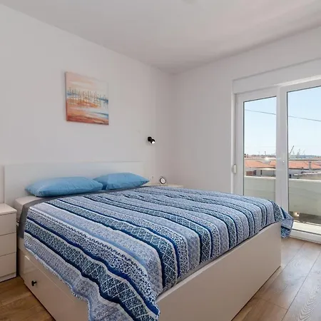 Mileni Daire Trogir