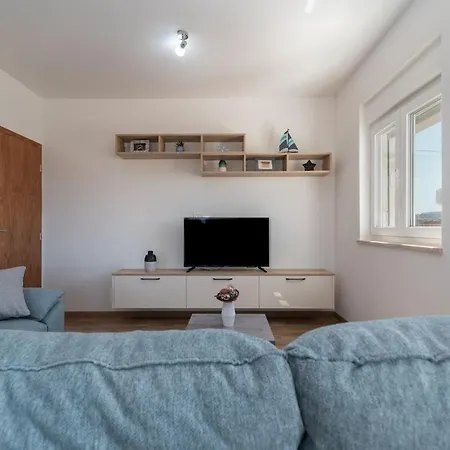 Apartament Mileni *